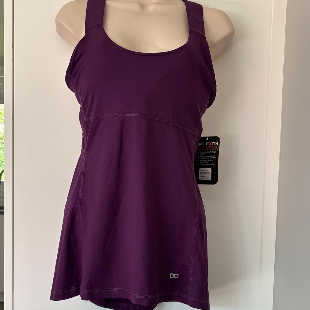 NWT One Tooth athletic tank